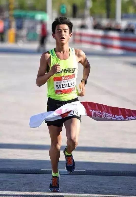 杨定宏董国建李子成同场,杨定宏李子成关系