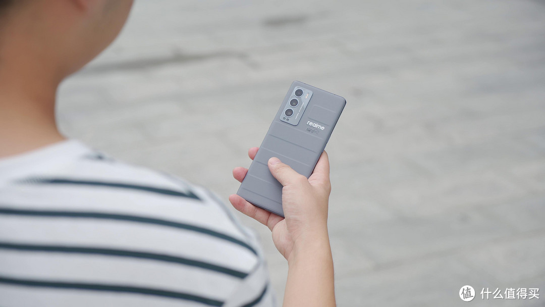 RealmeGT大师探索版真有这么好？测试后，可以有但没必要