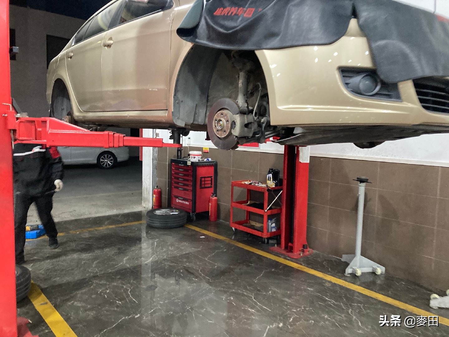 老车更换刹车片需要磨刹车盘吗,十万公里该换刹车片了吗