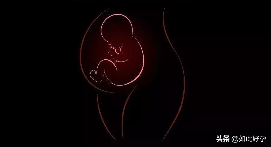 孕妇中期突然腹痛一下,孕妇强忍阵痛走路