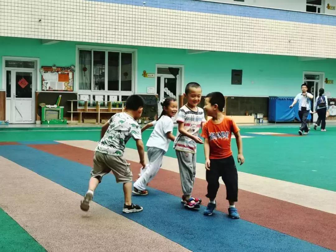 大叔拍照片怎么拍出高级感,大叔怎么拍出高级感视频