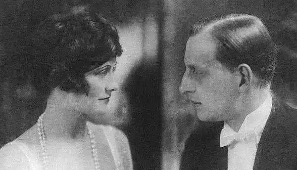 30个巴黎传奇地标,法国的三个标志性建筑