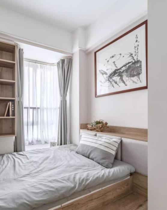 卧室进门正对一堵墙怎么利用,100平婚房布置