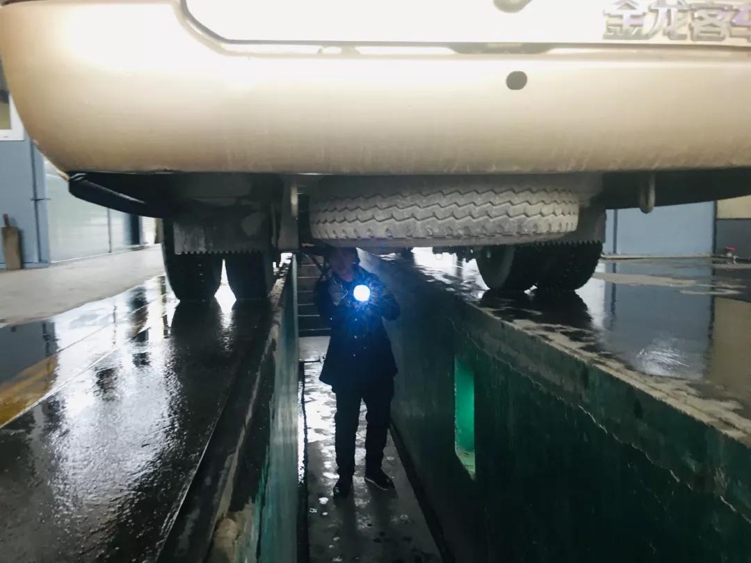 贵州春运返程高峰,贵州列车迎来返程客流高峰