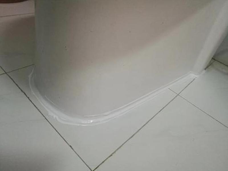 清洗玻璃胶发霉,玻璃胶发霉清洗妙招