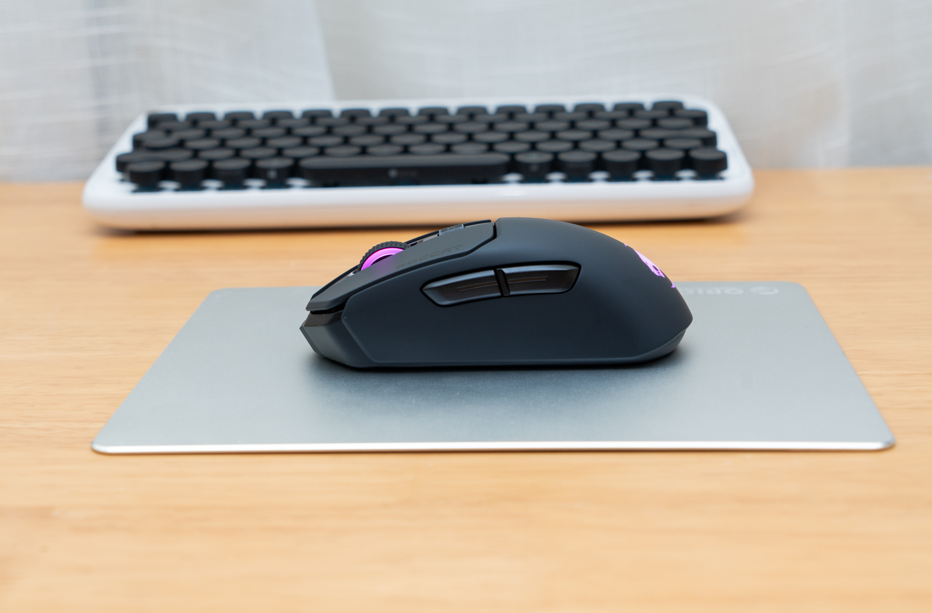 冰豹konepro和kain120哪个好,冰豹kain122鼠标评测