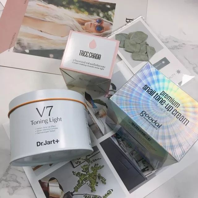 同样都是素颜谁的更好看,为什么男的说喜欢你素颜