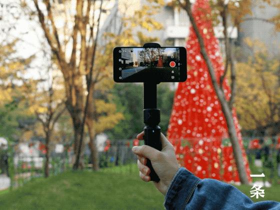 最适合拍vlog的设备手持自拍杆,拍vlog最好的自拍杆