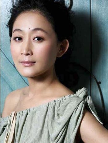 56岁陈瑾讲述未婚无子女,55岁陈瑾和亲哥哥相约一生不婚