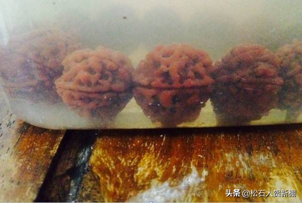 包浆十年的金刚,包浆金刚菩提一刷就掉渣是真的吗