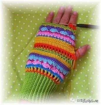 最新手套编织图冬,一线织到底的手套教程