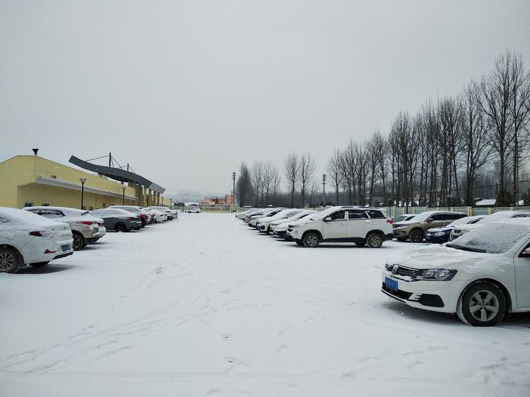 顶风冒雪抗严寒，战天斗地忍饥饿-布拖纪实