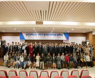 奋达职业学校和奋达厂是一回事吗,奋达职业技术学校与奋达关系