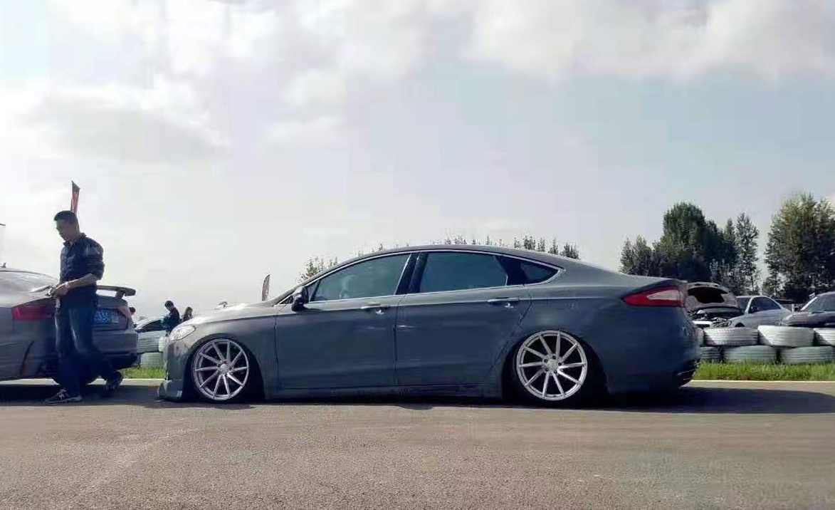 改装奔驰c200旅行版,奔驰c200改装四近四远