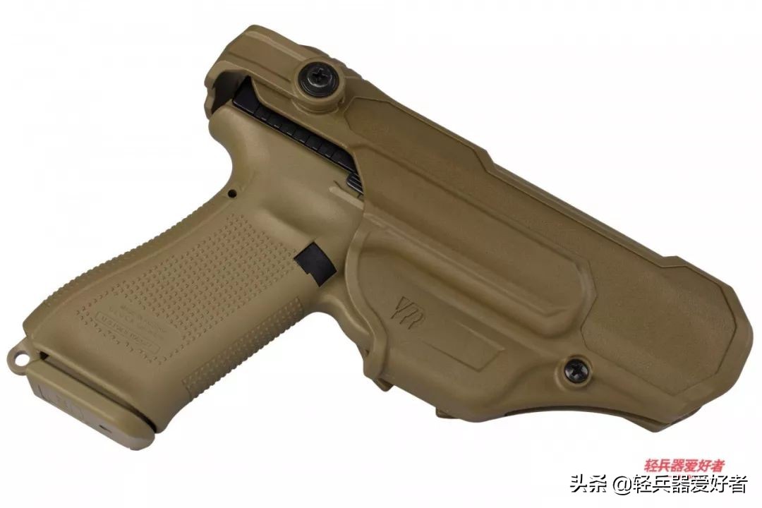 法军换装轻*器武**！GLOCK17手枪，SCAR*击狙**步枪成为新一代制式装备