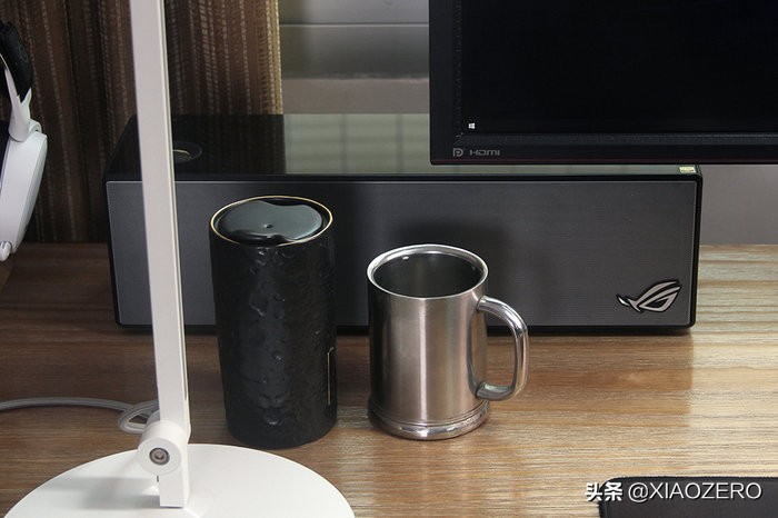 没有什么桌面几点零,折腾不止的电脑桌面好物分享