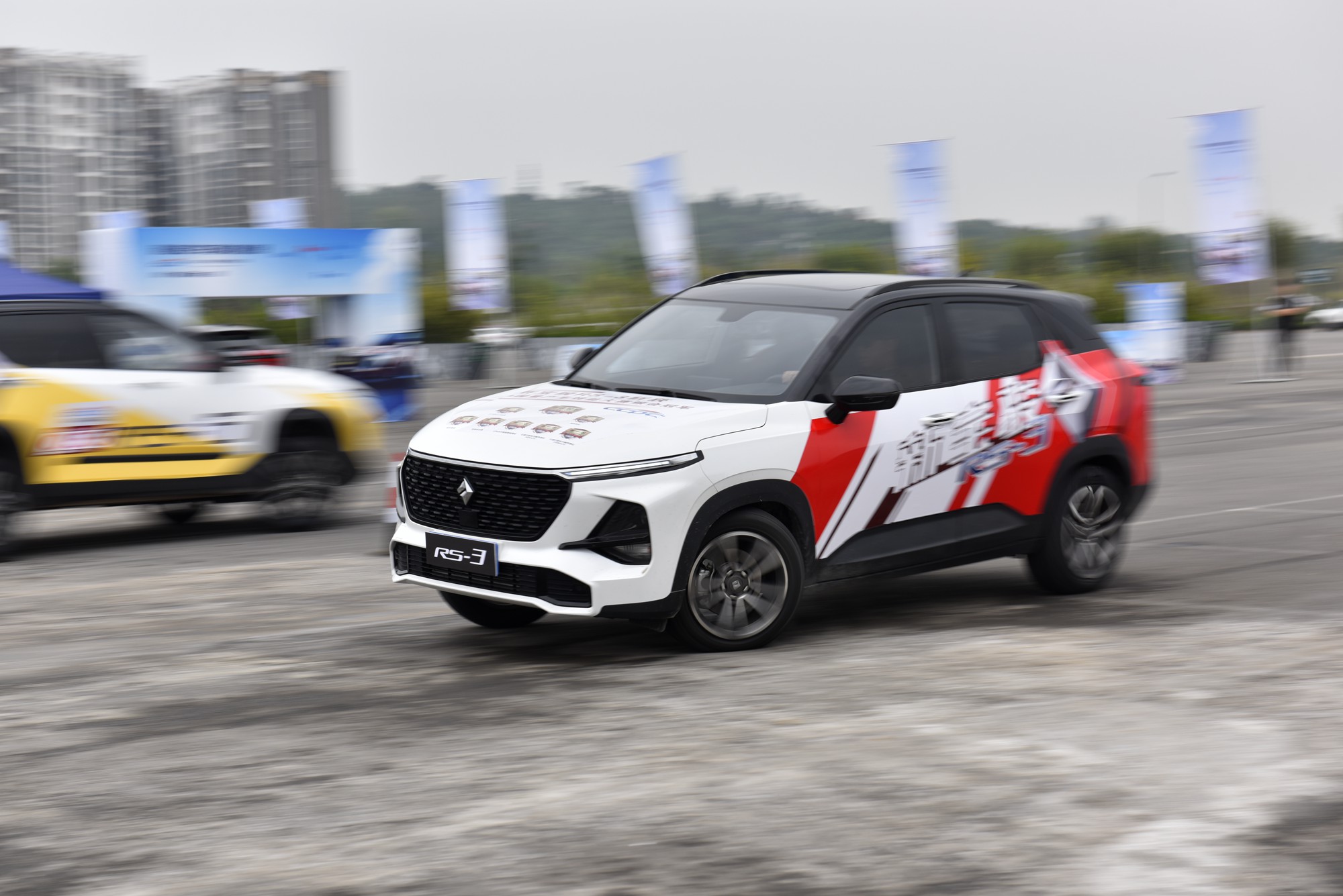 试驾新宝骏旅行车,试驾体验新宝骏rs-3