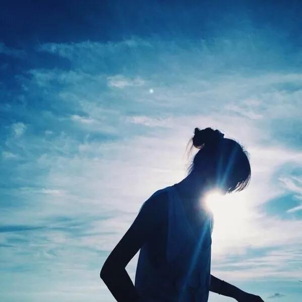 怎么改掉自己多疑性格,性格敏感多疑的女人怎么办