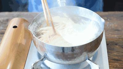 煮面条冷水好还是热水好,煮面条过冷水还是生水