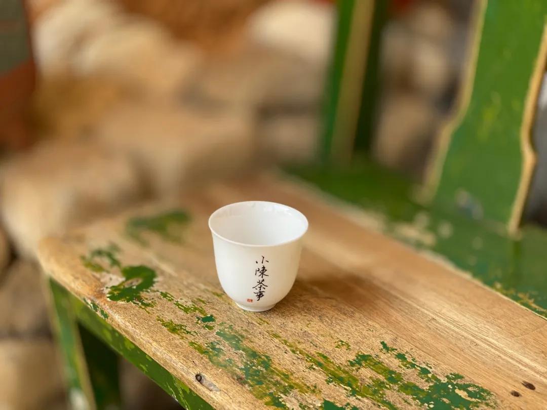 白茶口感像什么茶一样好喝,白茶与铁观音的香型区别是什么