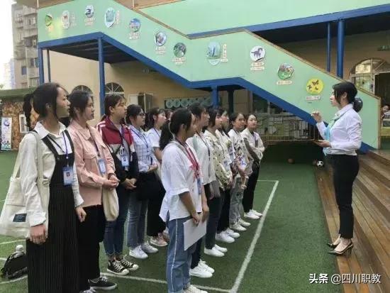 中学生面部彩绘,高校手绘