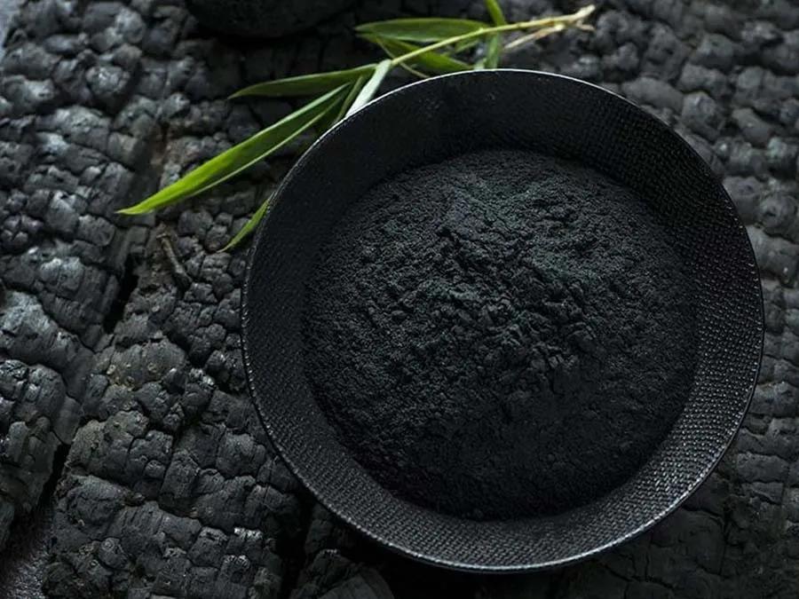 除甲醛排名第一的植物是绿萝吗,新房除甲醛是植物好还是活性炭好