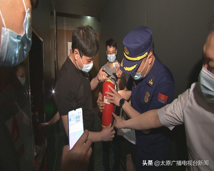 张新伟督导检查安全生产工作时强调坚决守住安全生产红线底线为*党**的百年华诞营造安全稳定的社会环境