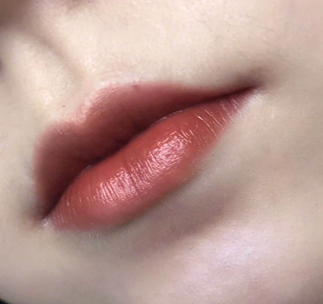 口红2023网红爆款复古兰蔻,爆款小金条口红图片