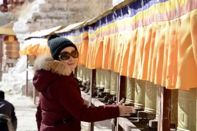 《身边榜样》,身边平凡榜样