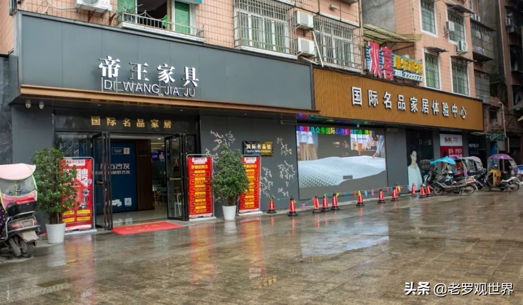 四川省达州市渠县女歌手黄英,黄英来达州演出