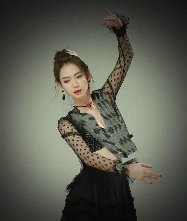 盘点娱乐圈,遇“*规则潜**”的女明星,看完,网友直呼水太深