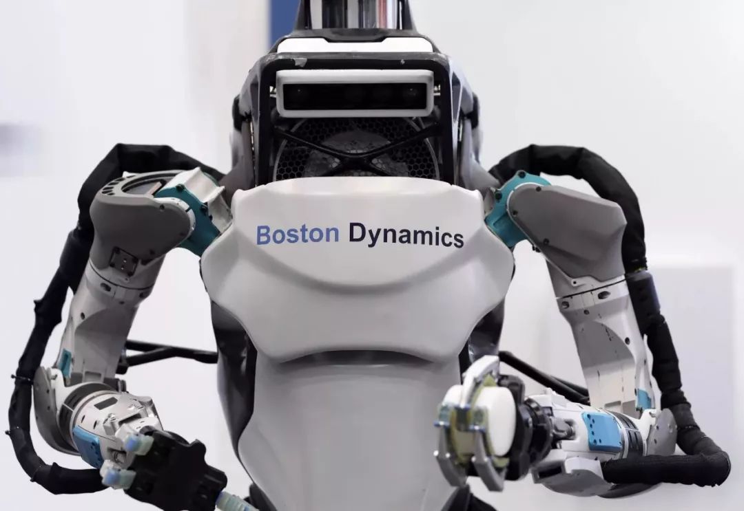 一分钟了解机器人专业,机器人专业和人工智能专业的区别