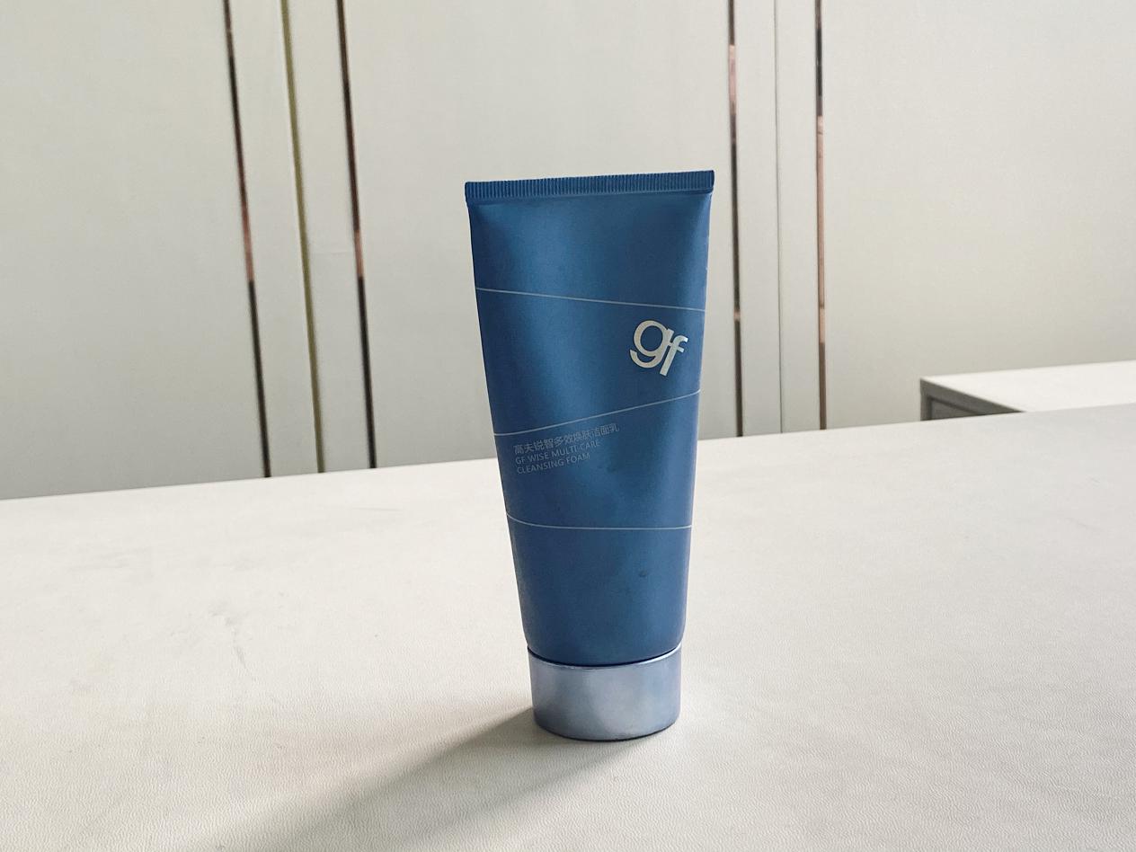 男士洗面奶测评骆王宇 (男士洗面奶老爸评测推荐)