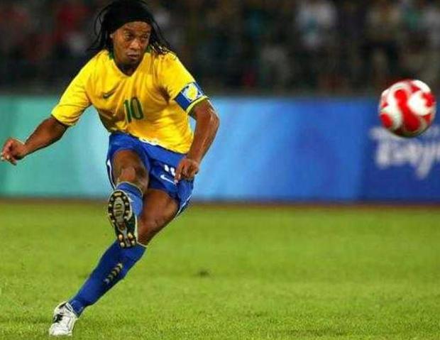 十大任意球大师英语,十大任意球大师儒尼尼奥