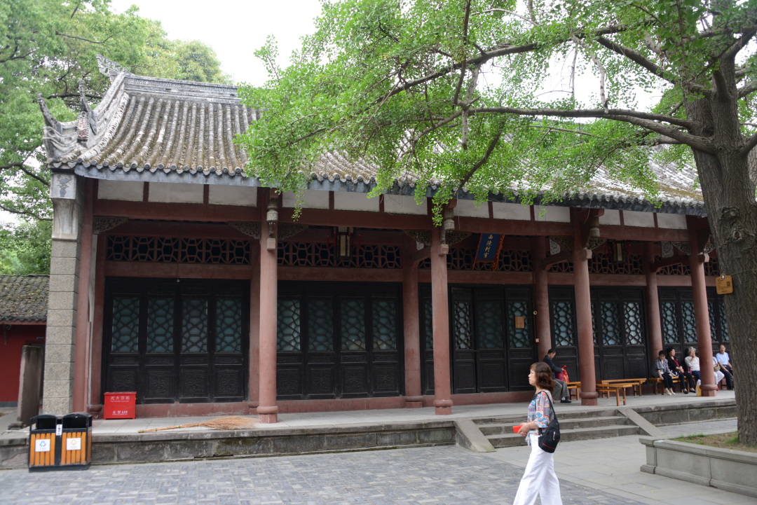 广汉孔庙祈福,广汉文庙大成殿