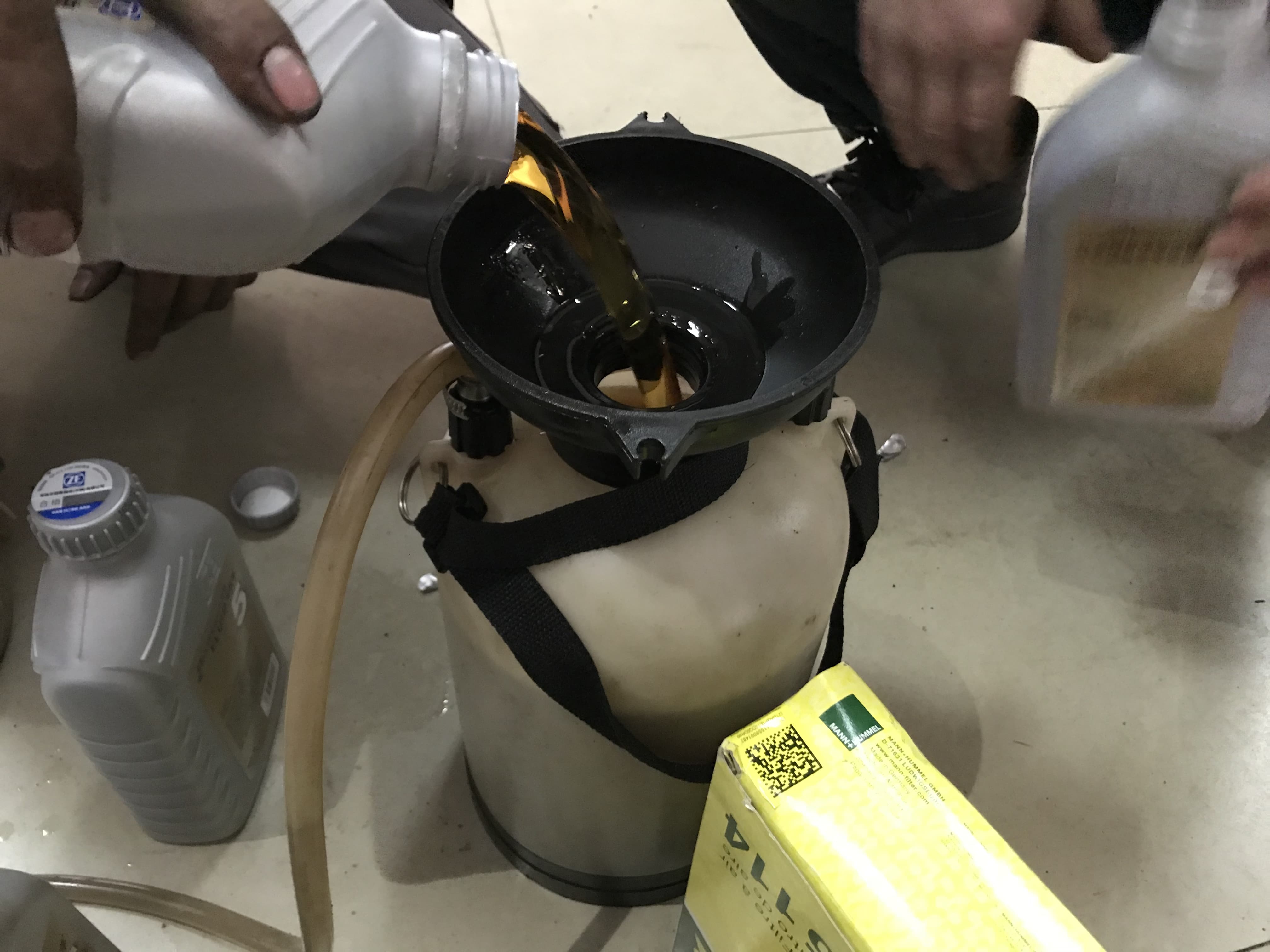 宝马e46325ci测评,宝马e46325i是国几