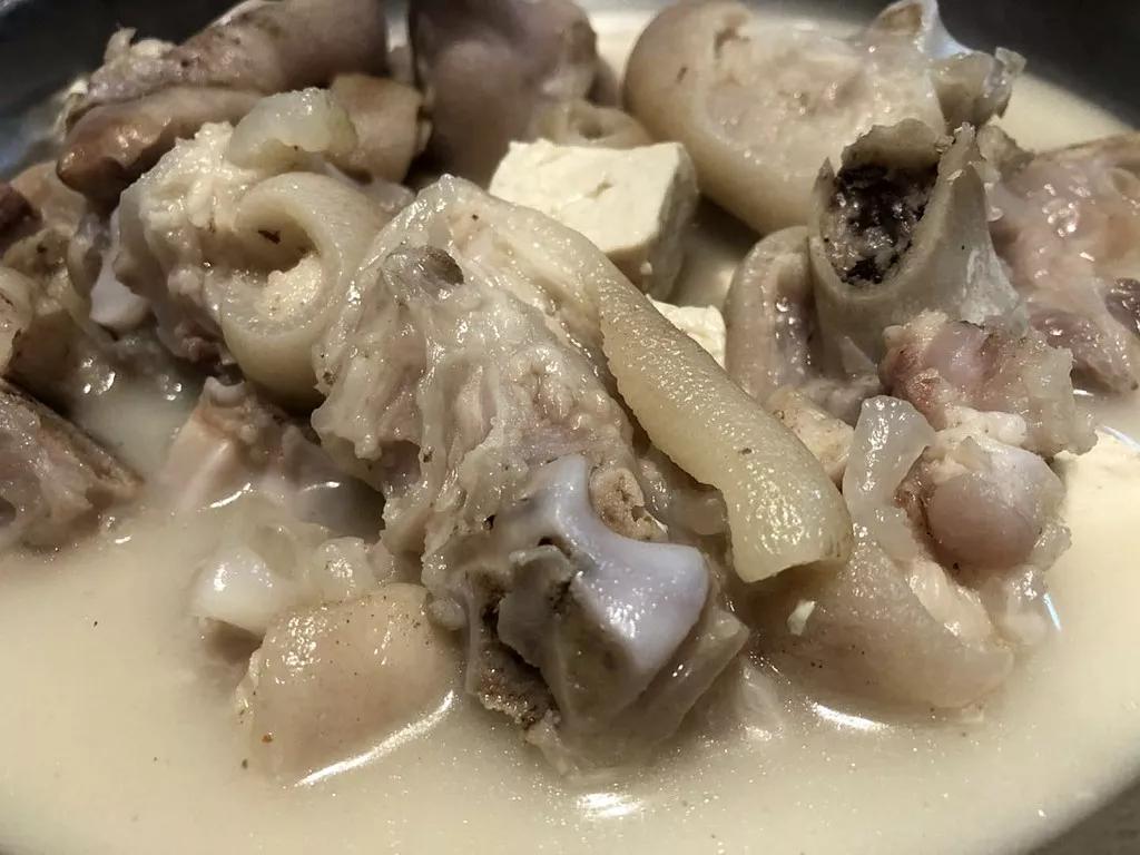 黄豆焖猪蹄的好吃做法,黄豆焖猪蹄的家常做法王刚