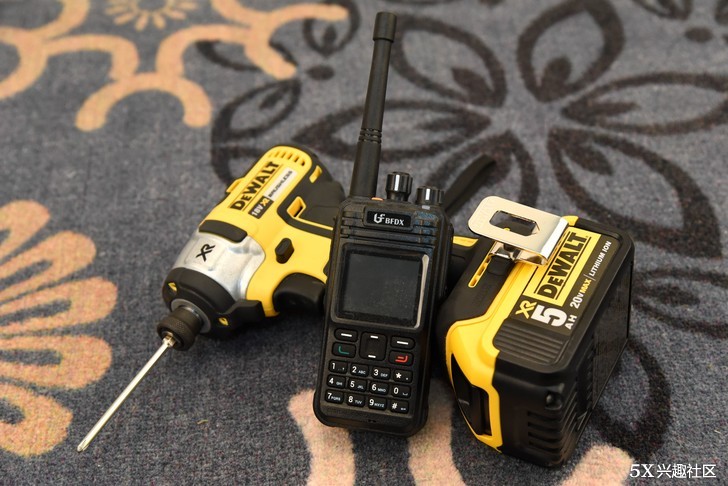 摩托罗拉对讲机写频的正确步骤,有关对讲机的介绍