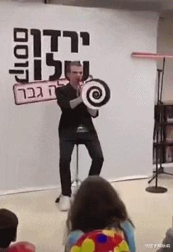 老婆在网上买了件衣服,老婆买了条裙子