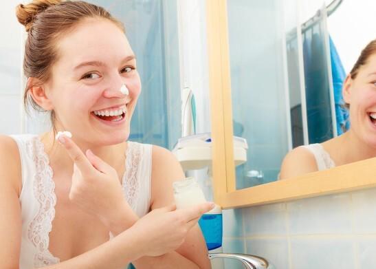 “天然VE之王”小麦胚芽油，*击狙**干燥熟龄肌