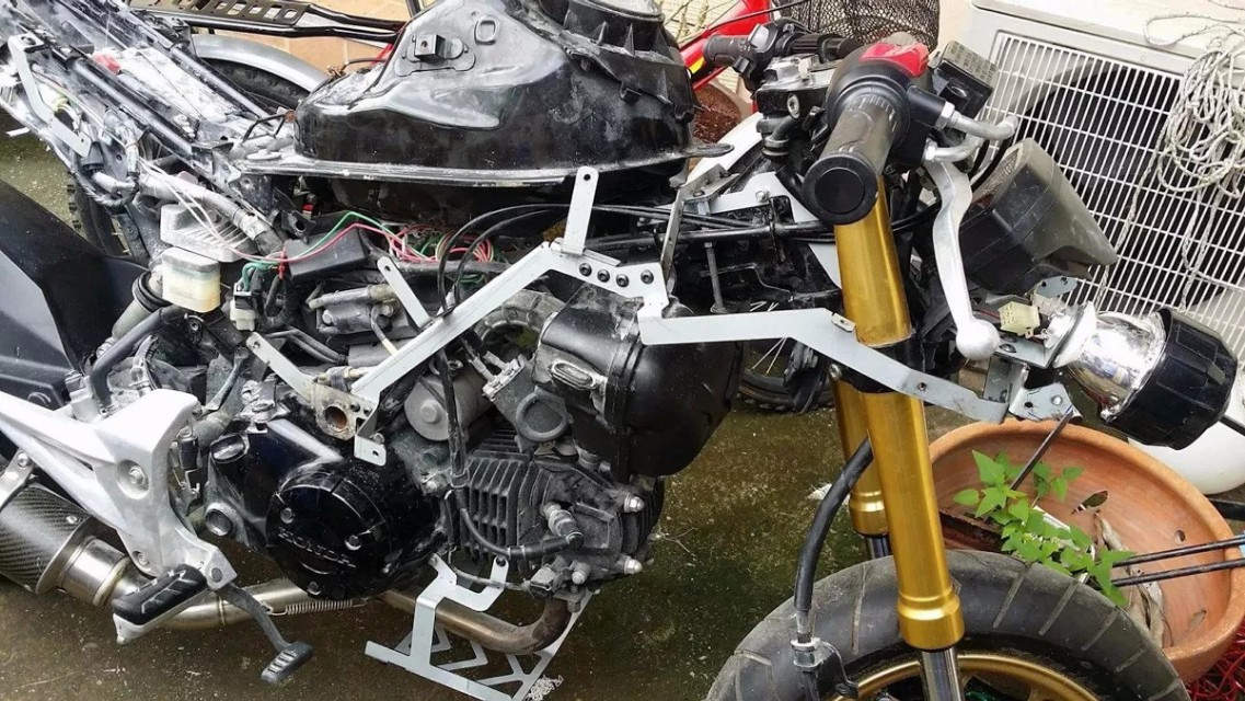 s1000rr被嘲笑地平线,s1000rr爆改