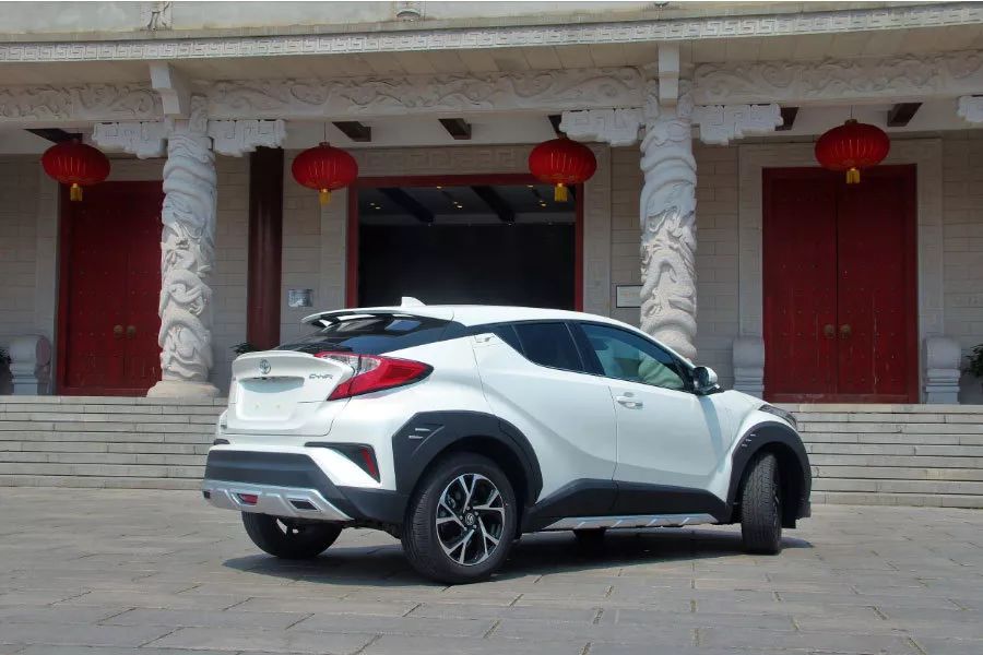 试驾丰田C-HR视频,试驾丰田c-hr