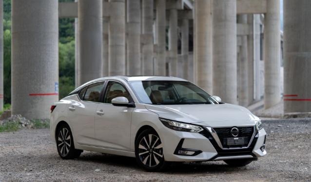 东风日产14代轩逸有几个版本,东风日产14代轩逸2021款落地价