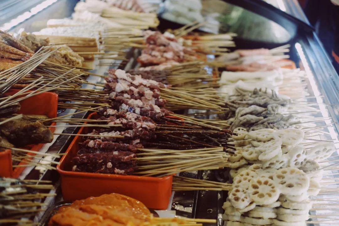 每顿人均20块，坐高铁来这座浙西小县城吃个过瘾