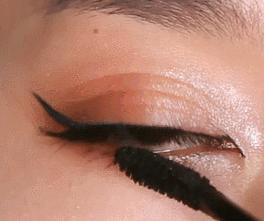 怎么画眼影新手教程,眼影怎么画新手简单又好看