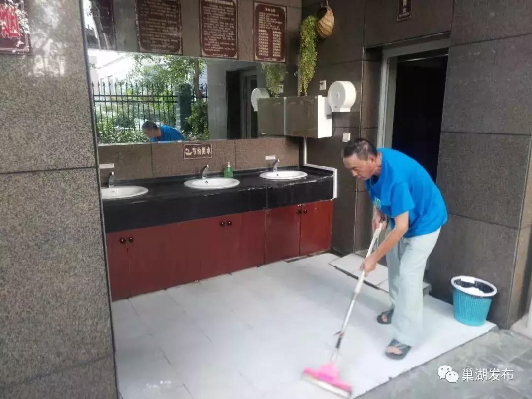 有温度的城管点赞视频,城管队员高温下坚守工作