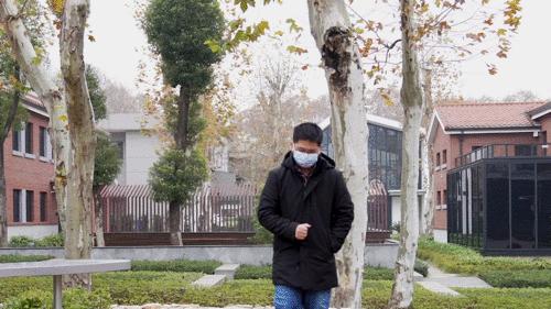 能让AppleCare+都赚不到钱的Defense决色小彩壳到底有多能摔？