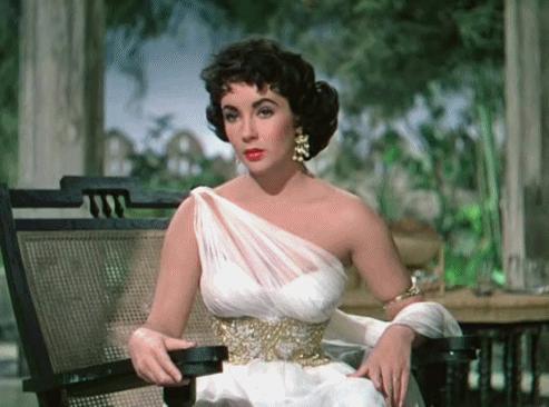 私生女王储弃位，公主构陷准弟媳，完美王妃背后有多少暗涌？