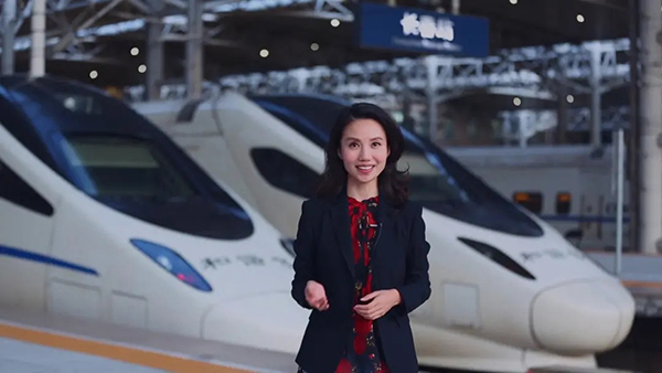 实拍高铁复兴号,复兴号高铁在长春生产