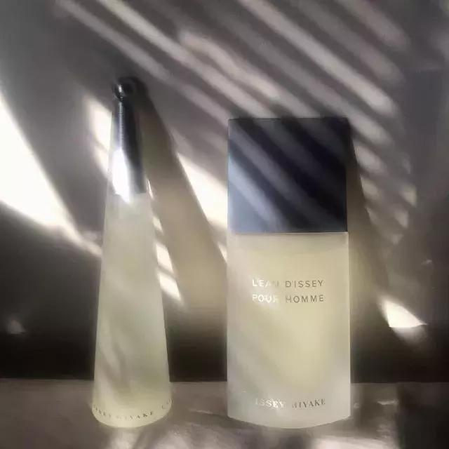 香奈儿蔚蓝香水淡香好还是浓香好,什么香水好闻又持久女人淡香型